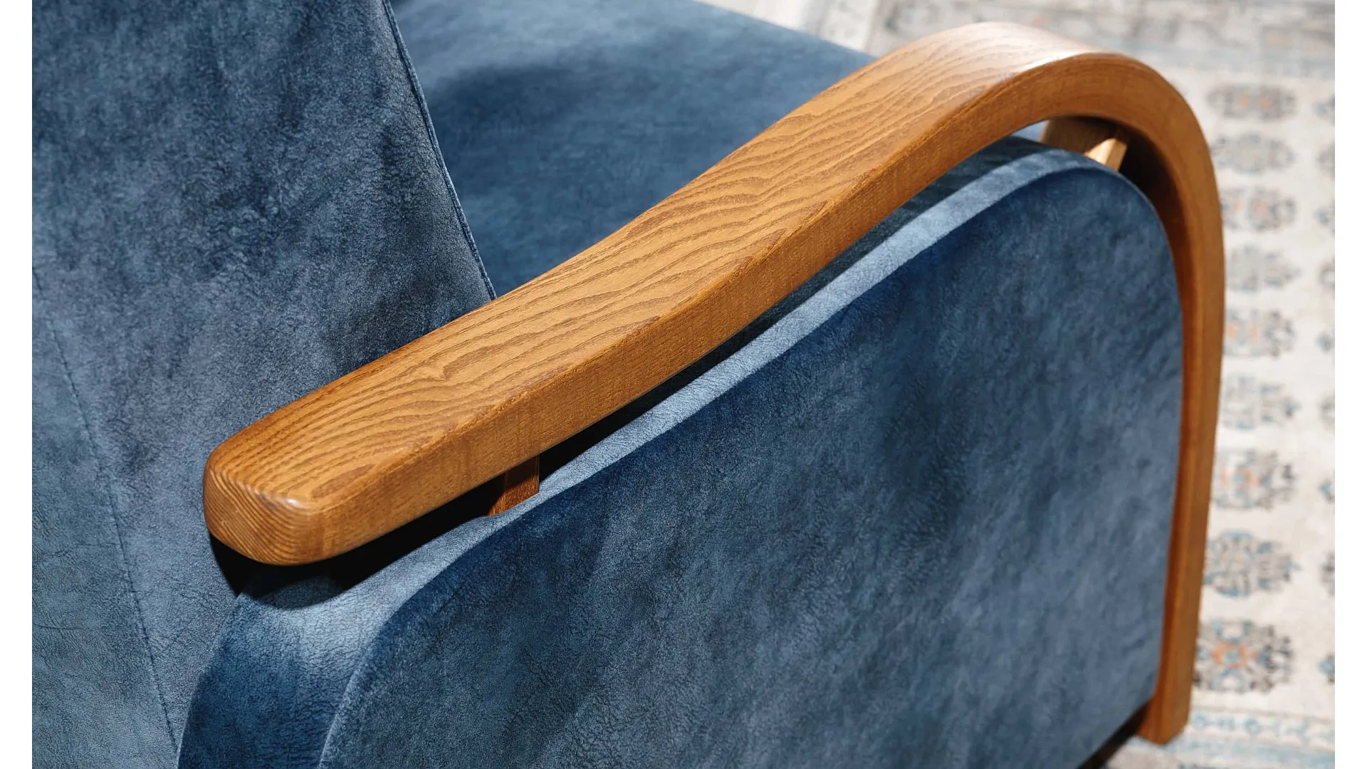 UNIMEBEL-FOTEL-CLASIC-VIII-4-1920x1080-1-VV Sofa Clasic VIII