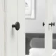 brw-frija-szafa-czterodrzwiowa-203-cm-z-lustrem-sosna-andersen-biala-dab-artisan-1440x1080-2-VV Szafa Frija